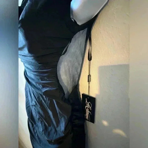 La Femme Sheer Back Gown - Picture 6 of 8